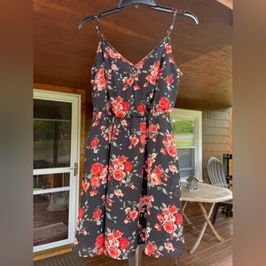Forever 21 floral pattern dress- size Medium